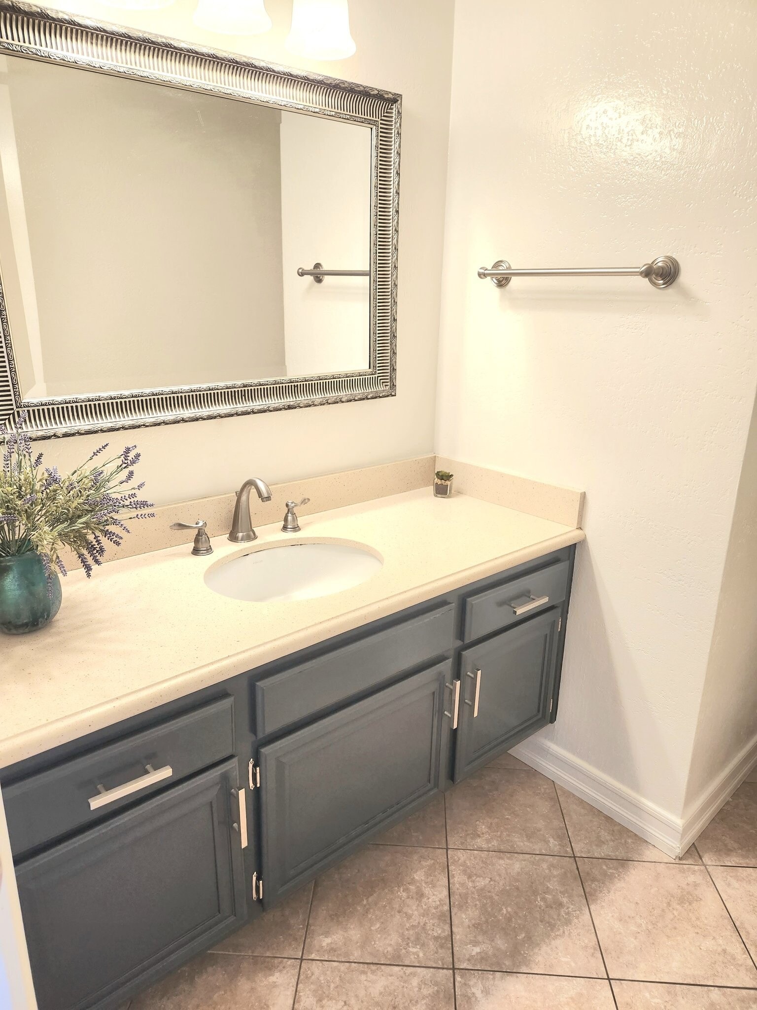 Building Photo - 4046 Oak Glen