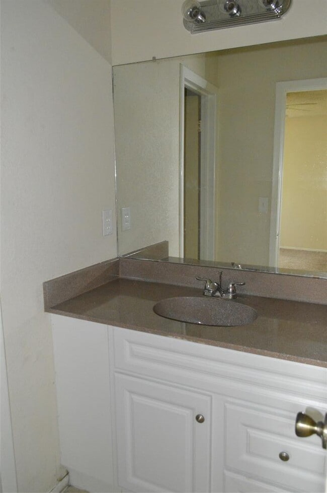 Building Photo - 9023 Sawtooth Ln