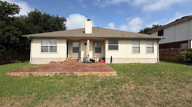 Building Photo - 3819 Eagles Nest St