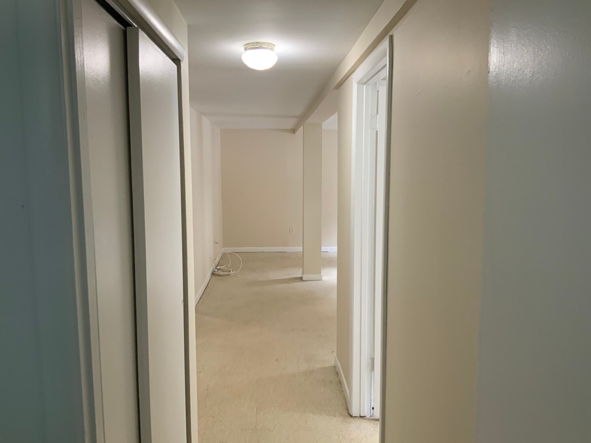 Building Photo - 300 Ketchamtown Rd