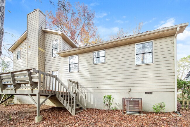 Building Photo - 110 Lupine Ct
