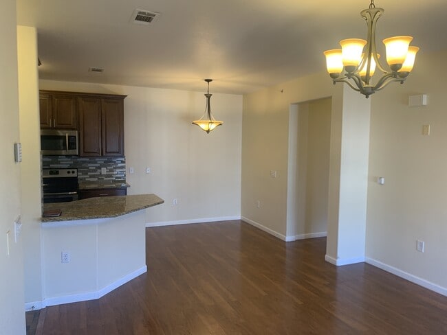 Building Photo - 2682 S Cathay Way