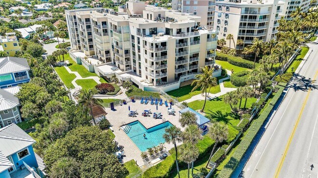 Building Photo - 176 Helios Dr