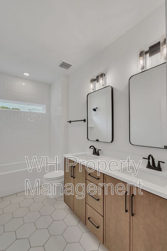 Building Photo - 3816 Tigerbelle Dr