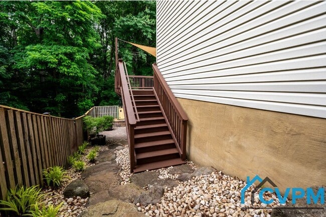 Building Photo - 1609 Forest Hill Ct