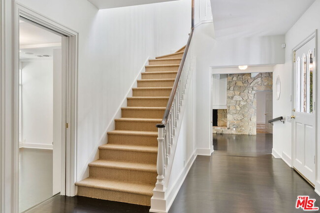 Building Photo - 10521 Rocca Pl