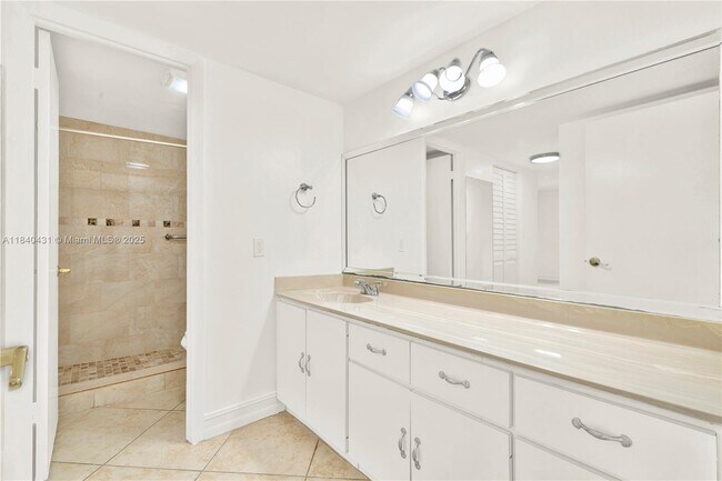 Building Photo - 8287 SW 128th St