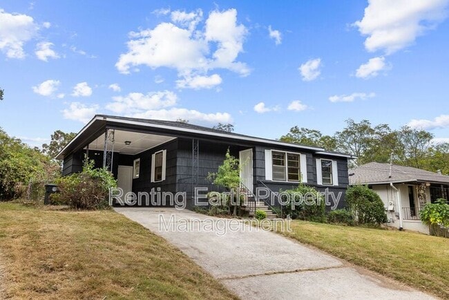 Building Photo - 737 84th Pl S