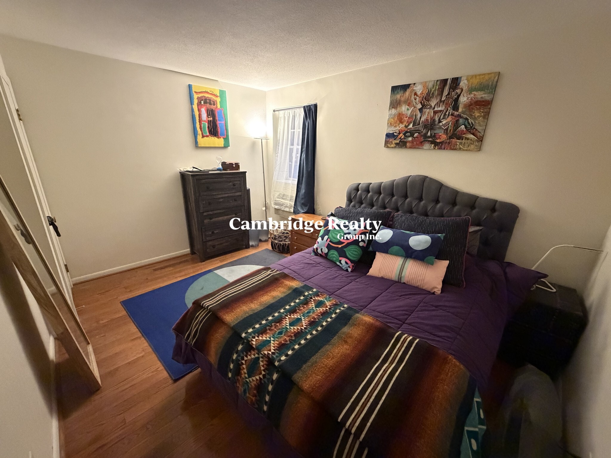 Building Photo - 803 Centre St