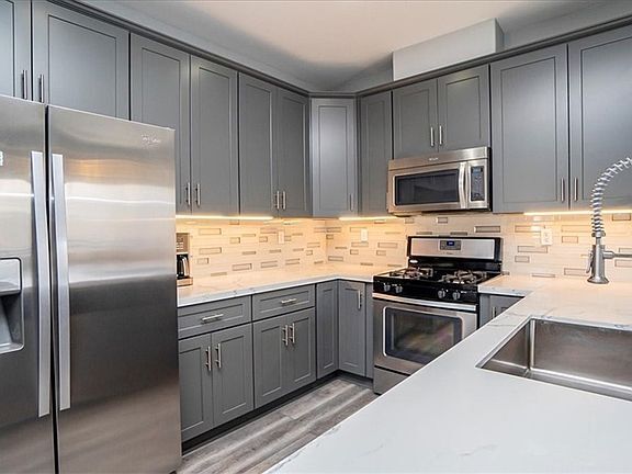 Building Photo - Beautifully REMODELED CONTEMPORARY CORNER ...