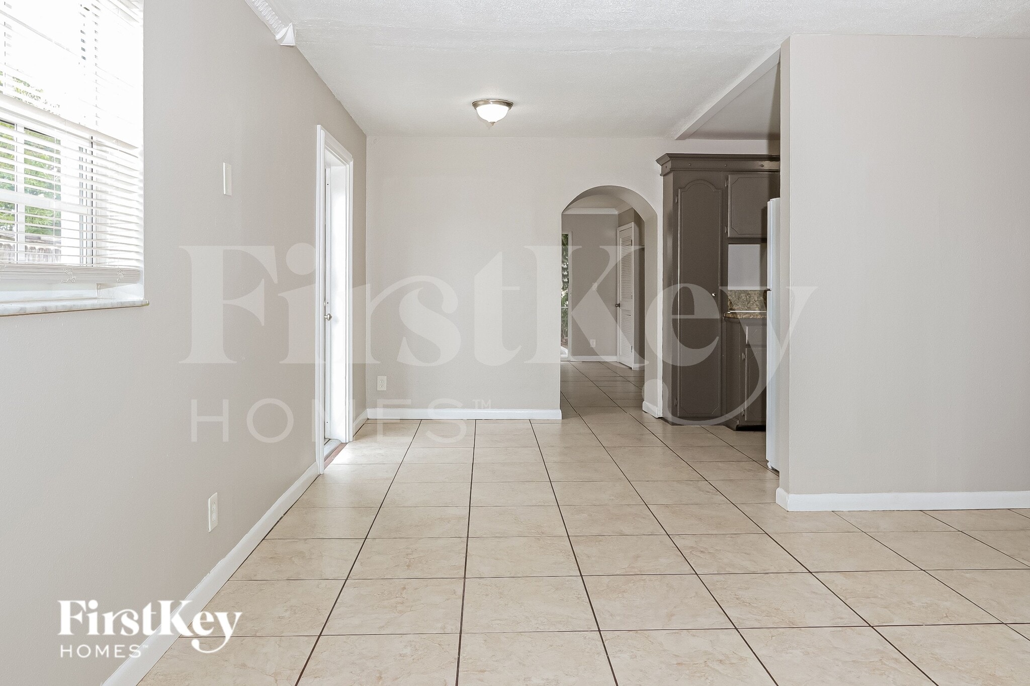 Building Photo - 1443 7th St