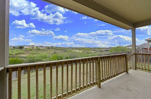 Building Photo - 3310 Battlecry