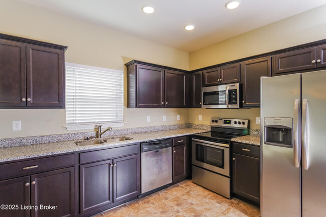 Building Photo - 9708 Waterbrook Ct