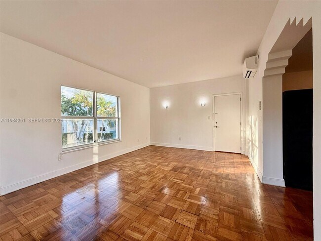 Building Photo - 4035 Meridian Ave