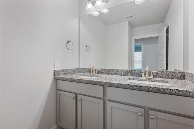 Building Photo - 13724 Sabine Lk Dr