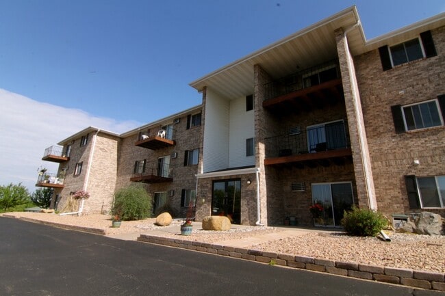 Building Photo - River View Apartments