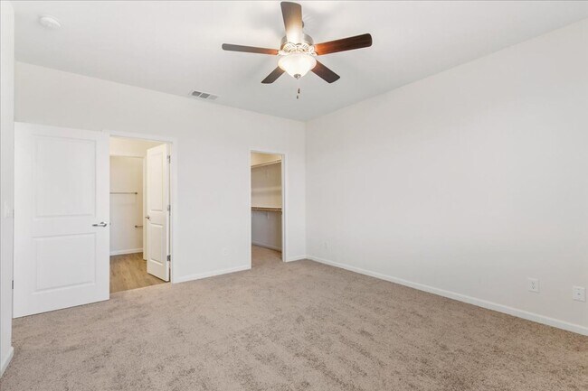 Building Photo - Plan 224 - The Rubicon - 3 Bedroom, 2.5 Bath with Loft and 2 Car Garage.