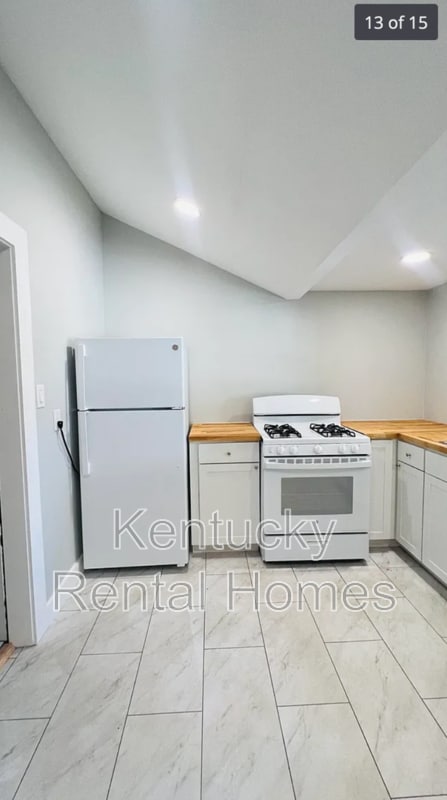 Building Photo - 445 Davidson Ct