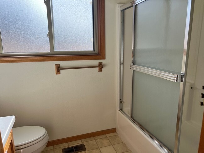 Building Photo - 1673 Calen Ln
