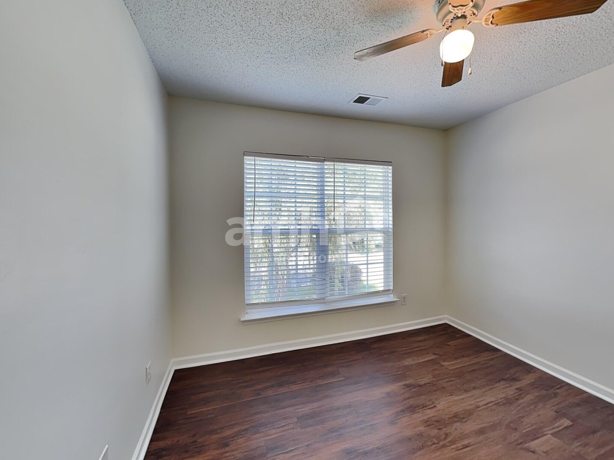 Building Photo - 126 Winborne Dr