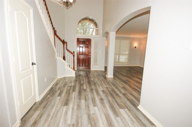 Building Photo - 2516 Royal Terns Ct