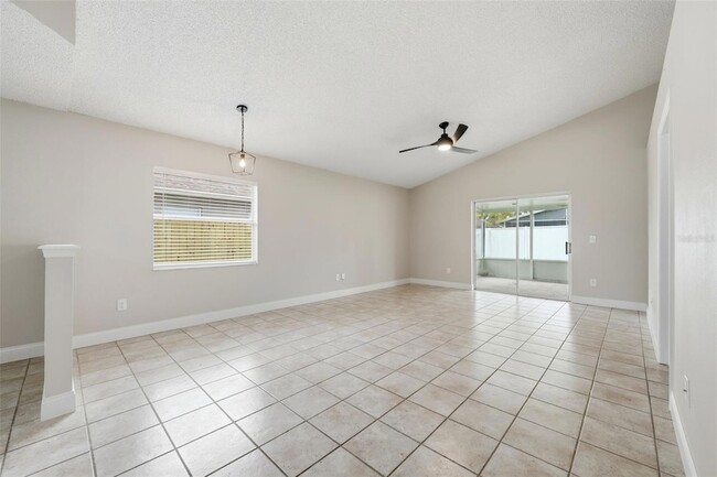 Building Photo - 12714 Paddle Ct