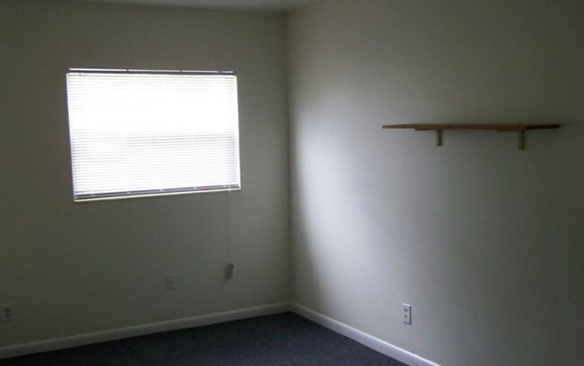 Building Photo - Cozy, Cute Tiny House For Rent, JAX Heights