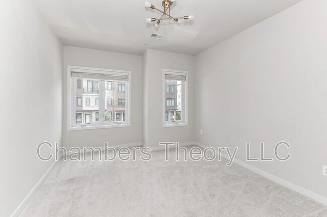 Building Photo - 43185 Mongold Square