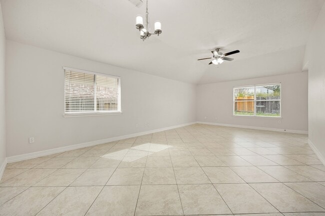 Building Photo - 29123 Foxingham Cir