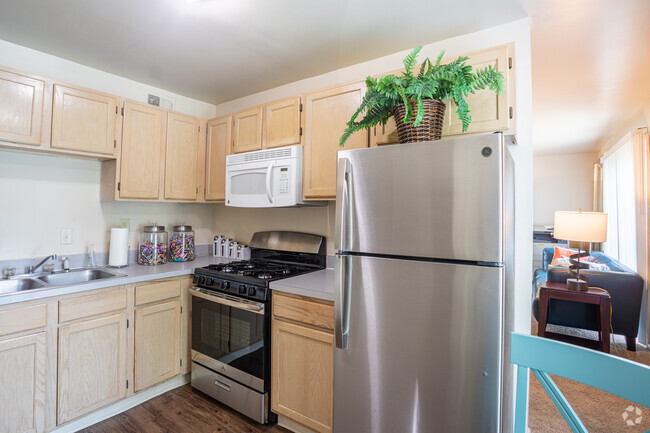 2BR, 1BA - Windham Hills