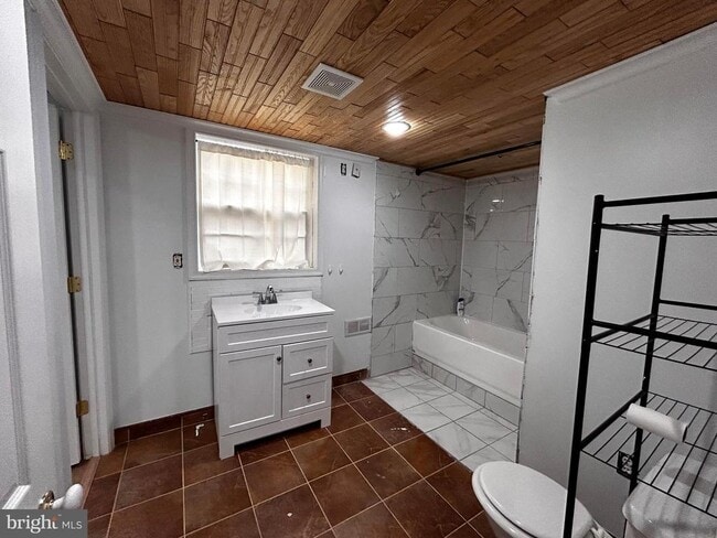 Building Photo - 112 Virginia Dr