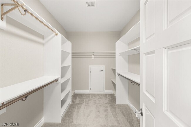 Building Photo - 13 Dovetail Cir