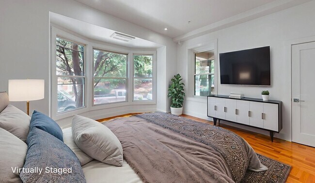 Building Photo - 21 Regent Cir