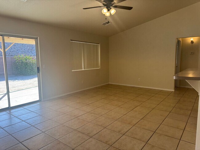 Building Photo - Charming 3-Bed 2-Bath Home on Spacious Lot...