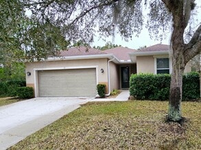 Building Photo - Beautiful 3 Bedroom 2 Bathroom Home, with Scenic Backyard View. Ormond Beach in Hunter's Ridge Co...