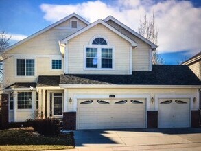 Building Photo - Beautiful 4 bed High End home in West Fort Collins
