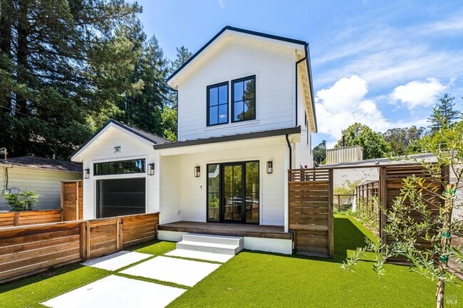 Building Photo - 233 Monte Vista Ave