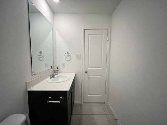 Building Photo - 3408 Harper St