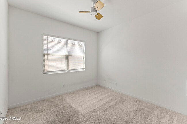 Building Photo - 9342 W Roma Ave