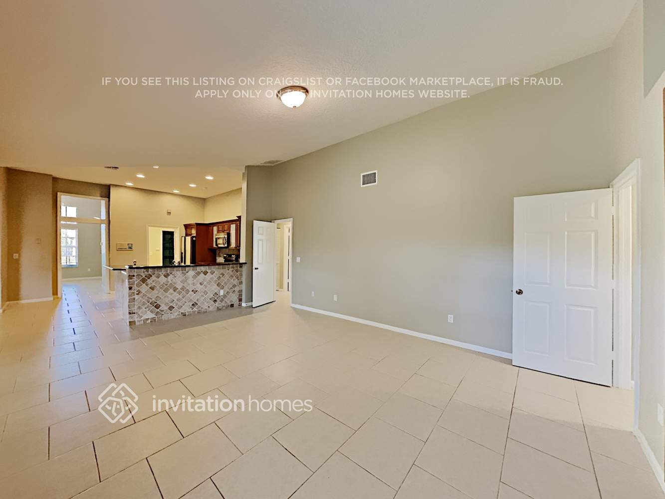 Building Photo - 2293 Stonegate Dr