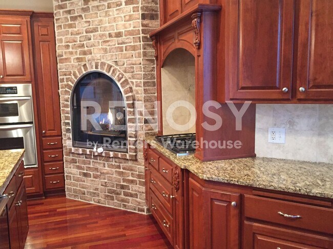 Building Photo - 2470 Arnold Palmer Dr