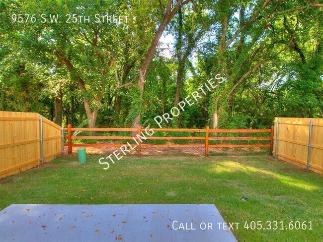 Building Photo - 9576 SW 25th St