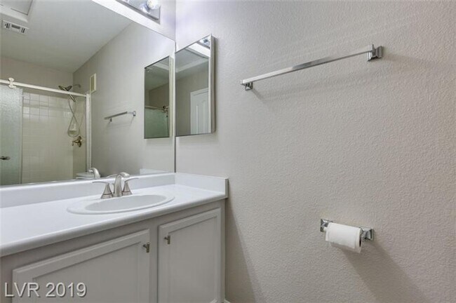Building Photo - Charming 3-Bedroom Henderson Townhome