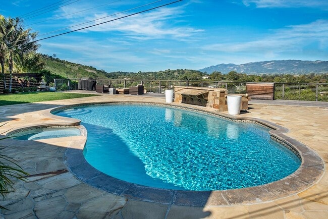 Building Photo - Spectacular View Home for Lease in Bel Air Knolls