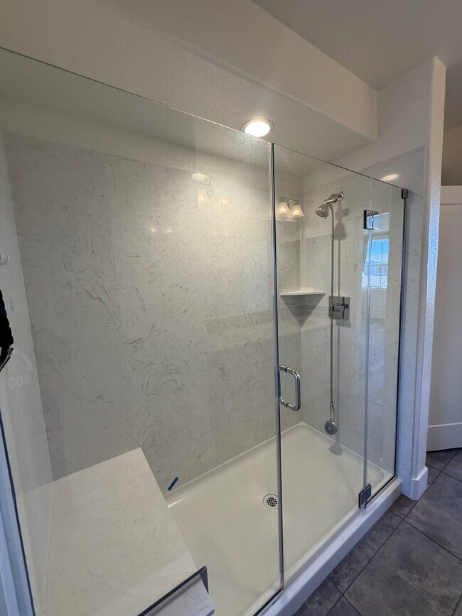 Building Photo - Bright & Spacious 3-Bedroom, 3.5-Bathroom Newark Home with Private Balcony