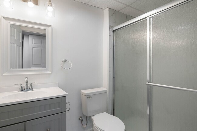 Building Photo - 28971 St Thomas Blvd