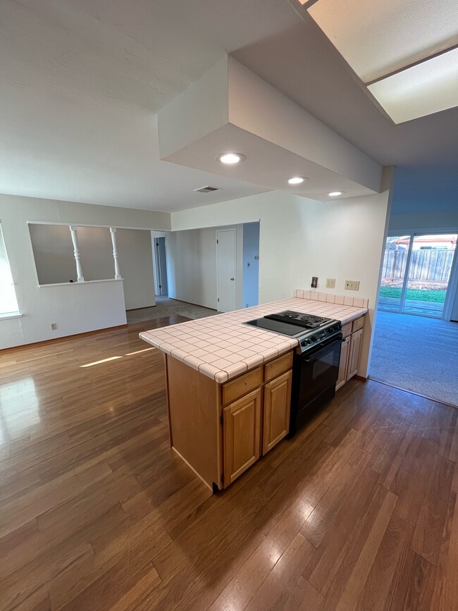 Building Photo - 4115 Alvarado St