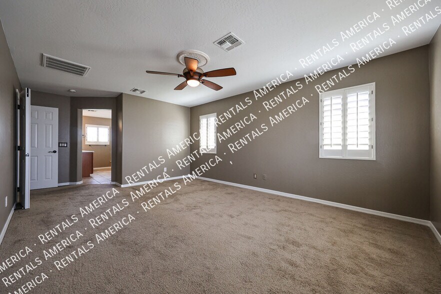 Building Photo - 26462 N 165th Dr
