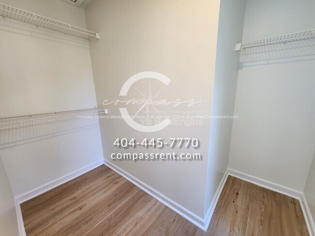 Building Photo - 5047 Chadwick Ct