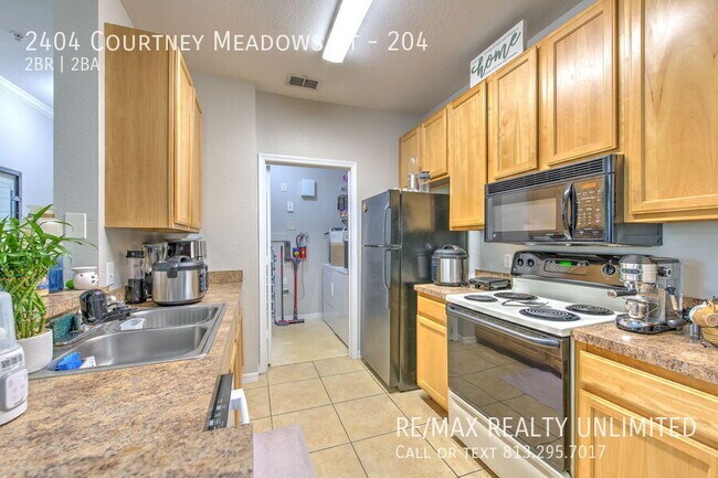 Building Photo - 2404 Courtney Meadows Ct